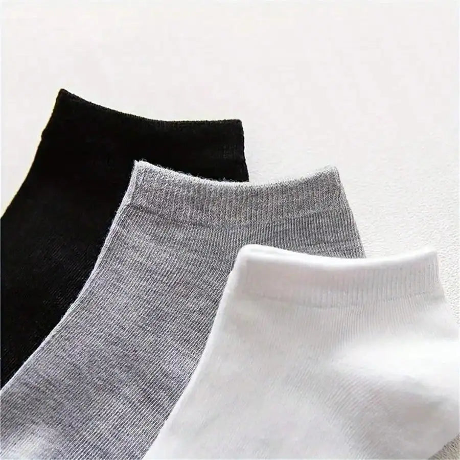 Soft Absorbent Polyester Ankle Socks for Daily Wear and Casual Outing